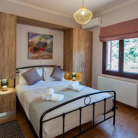 Sounds Of The Mountain Chania Villa